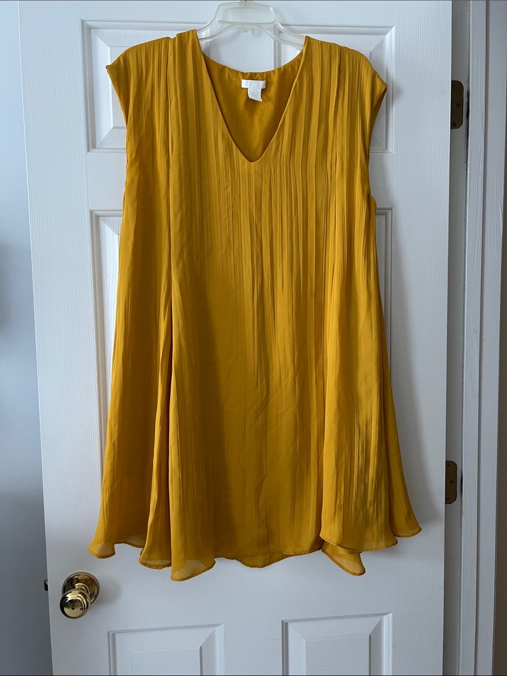 H&M Mustard Yellow Pleated V-Neck Swing Tunic
